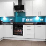 Walk To King\'S Hospital,Private Terrace,828 Sq Ft,Workspace